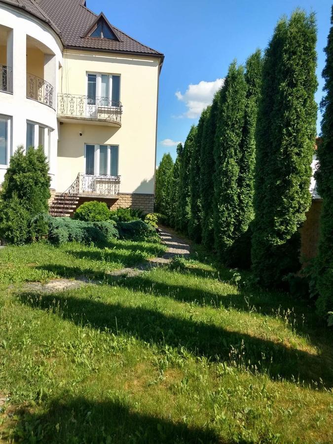 Хостел Lutsk G84 エクステリア 写真